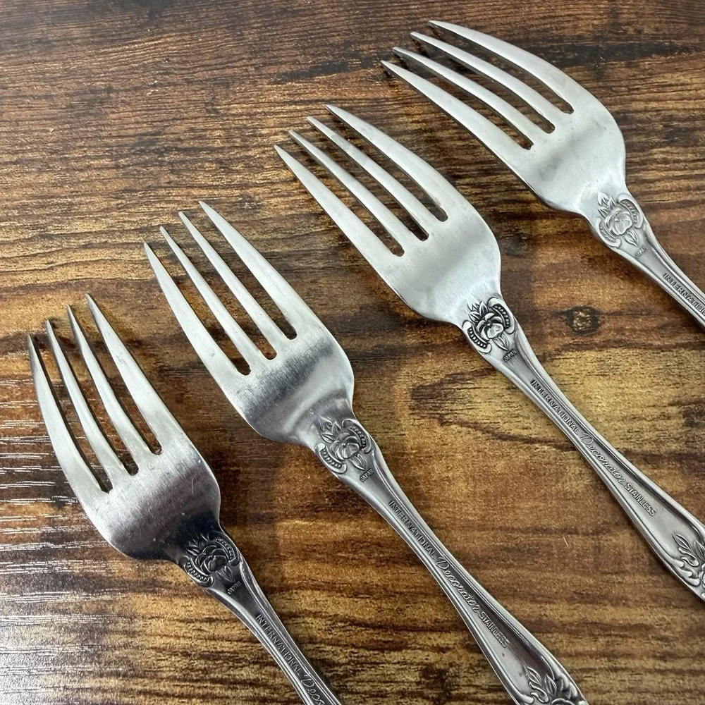 International Decorator EMBASSY Dinner Forks 4pcs Stainless Japan Floral Pierced